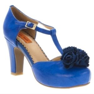 Miz Mooz Lacey T-Strap Pump